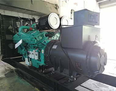 星空平台800KW/400V陆用发电机应用于某房地产项目
