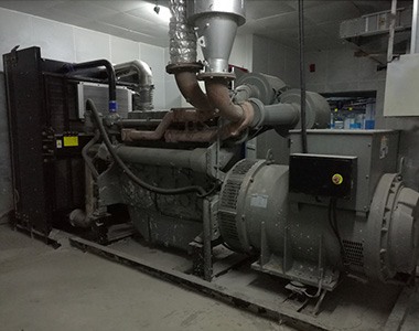 星空平台800KW/400V陆用发电机应用于某房地产项目